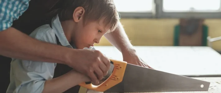 Snickra med barn snickra med barn