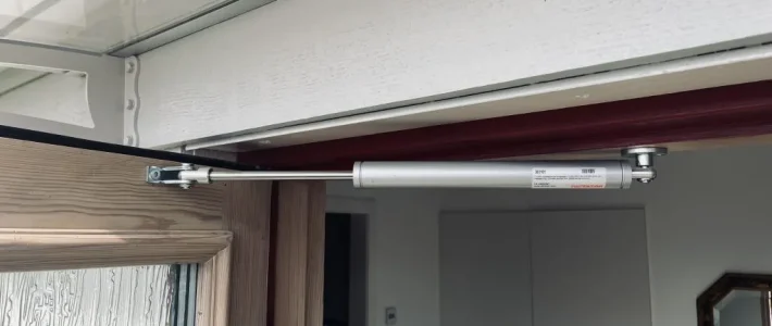 Dörrbroms till ytterdörren gör ditt hem tystare och tryggare dörrbroms ytterdörr