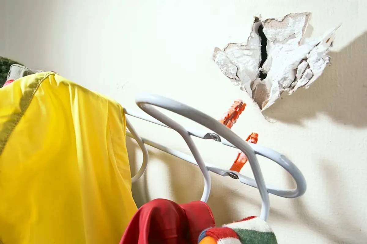 Steg för steg – montera en gipsplugg